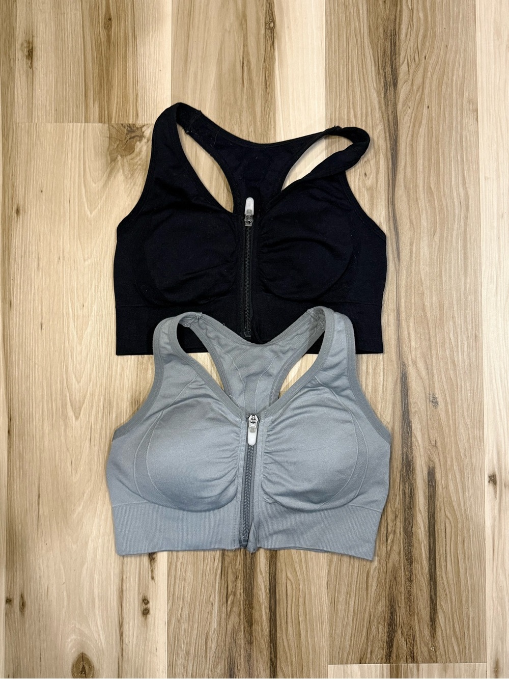 Amazon Essentials Front-Zip Racerback Sports Bras in Black & Gray